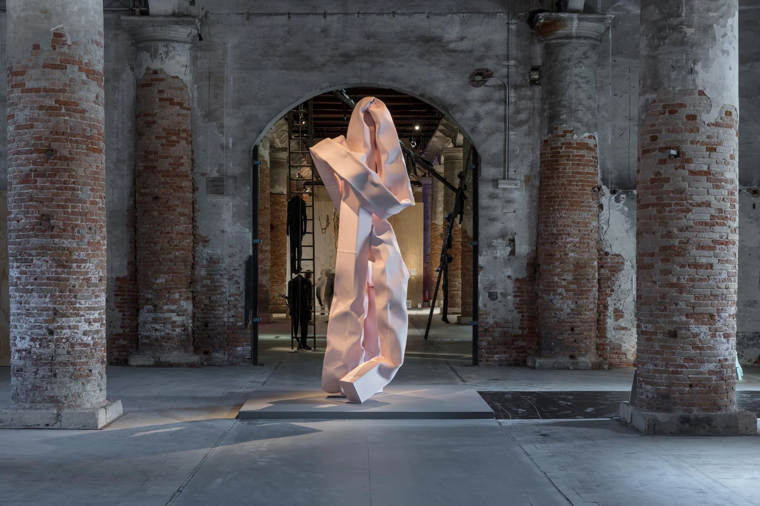 Carol Bove, Various works, 2017-2019 (Arsenale); Stainless steel, found steel and urethane paint. Photo by Maris Mezulis