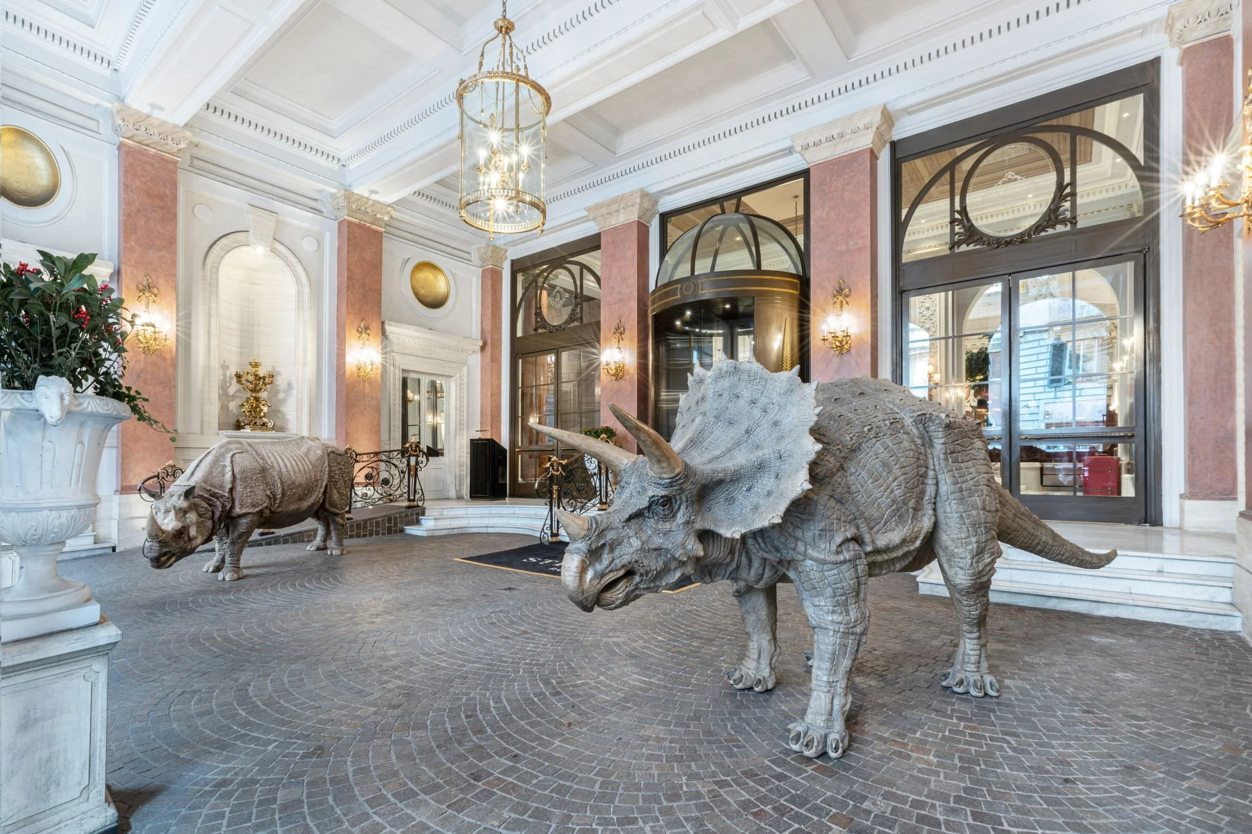 I Didn’t Notice What I am Doing , 2012, sculture in fibra di vetro: scultura di triceratopo, scultura di rinoceronte.Triceratopo: 400 x 190 x 120 cm | Rinoceronte: 300 x 160 x 120 cm. Courtesy: the artist and GALLERIA CONTINUA . Photo by: Ela Bialko…