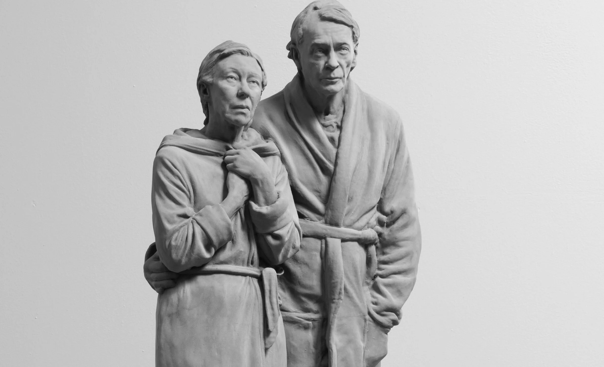 Mum and Dad , 2019 Scultura: poliestere, legno, rivestimento,165 x 42 x 42 cm (particolare) Courtesy: the artist and GALLERIA CONTINUA Photo by: Studio Hans Op de Beeck