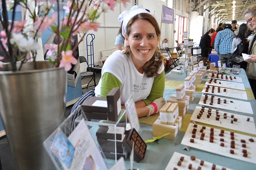 Christine Doerr, Owner of NeoCocoa and Centro's Entrepreneur Readiness Program Alumn. Photo credit: Susie Wyshak .