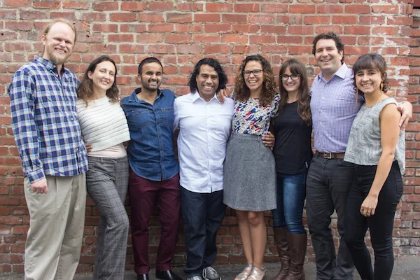 Equipo de Centro en Oakland, CA.