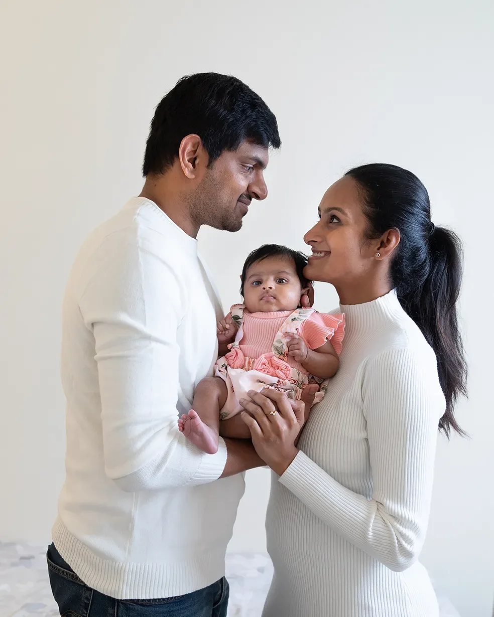 Studio vs Lifestyle Newborn Photography in Los Angeles: Which Is Right for Your Family?