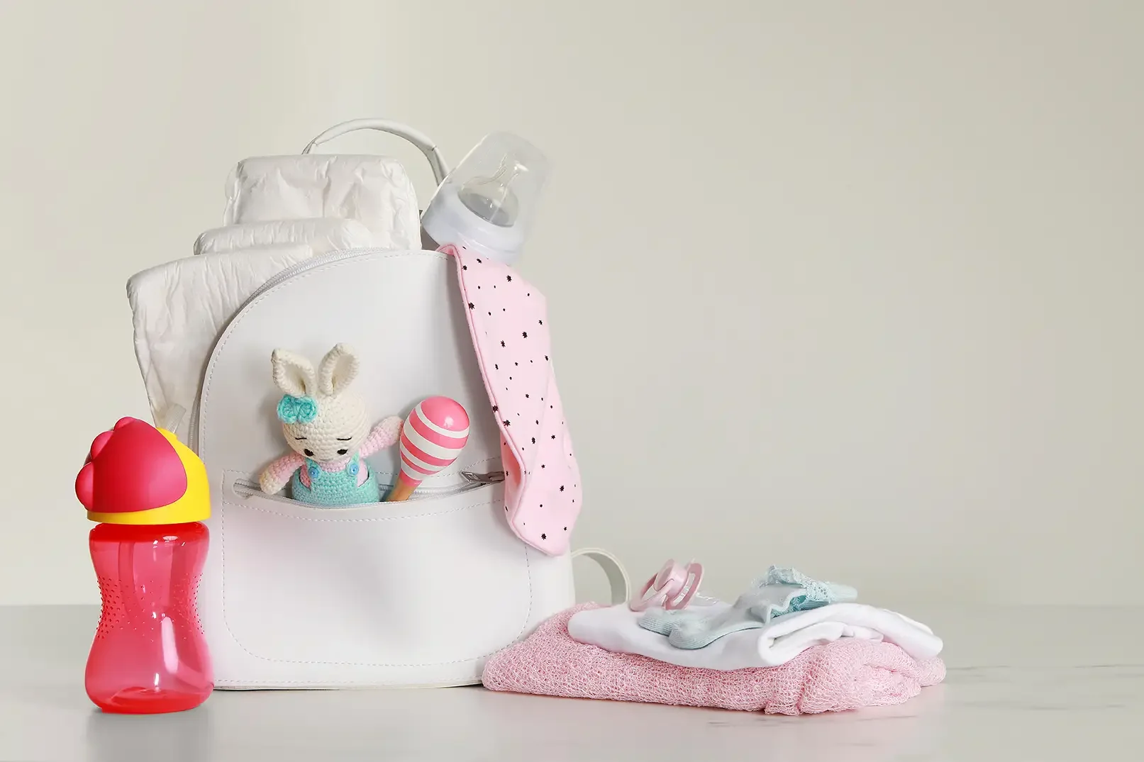 What to Bring to Your Newborn Photography Session: A Complete Checklist for Parents
