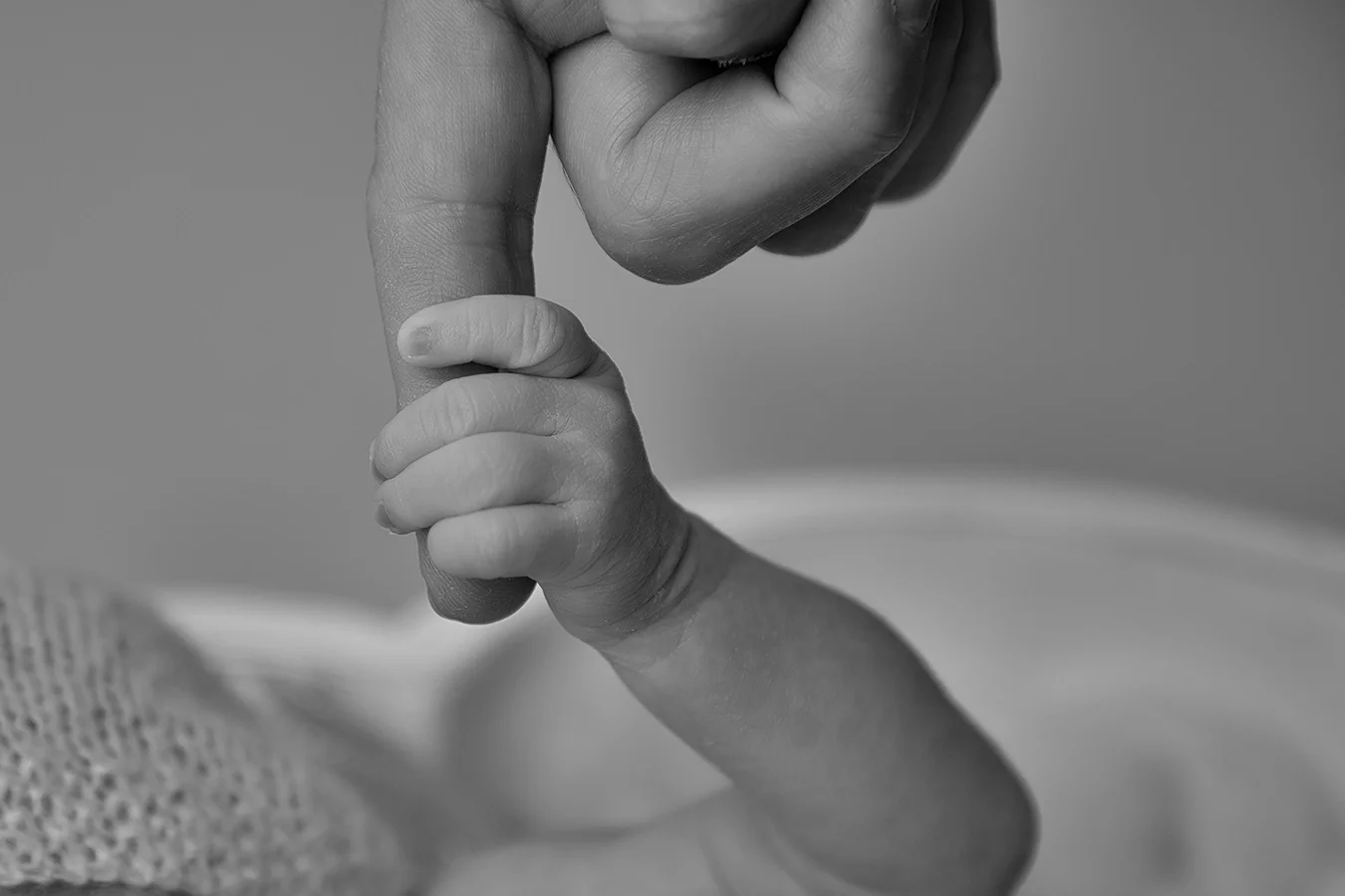 10 Tiny Details You'll Forget About Your Newborn (Until You See Your Photos Again)