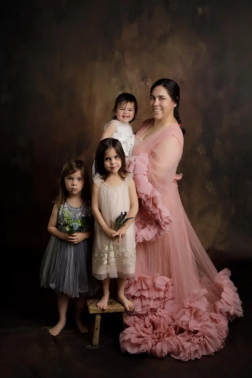 Timeless Family Holiday Portraits in Los Angeles