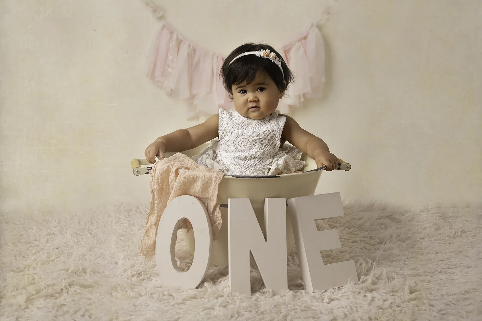 First Birthday Baby Photos in Los Angeles