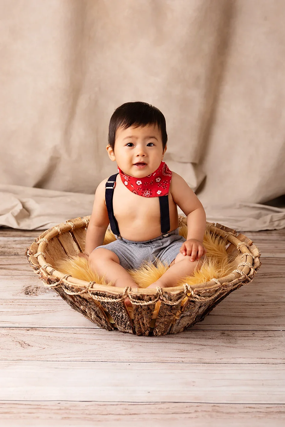 What Are Sitter Photos? A Guide to This Baby Milestone