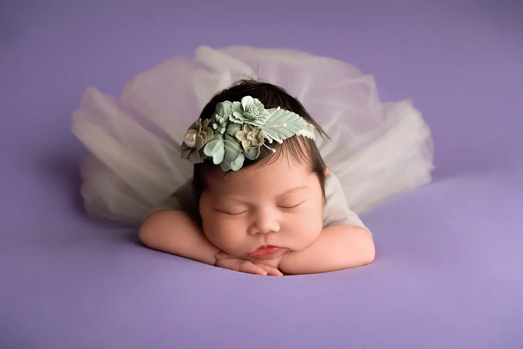 Floral Newborn Portrait | Los Angeles Newborn Photography