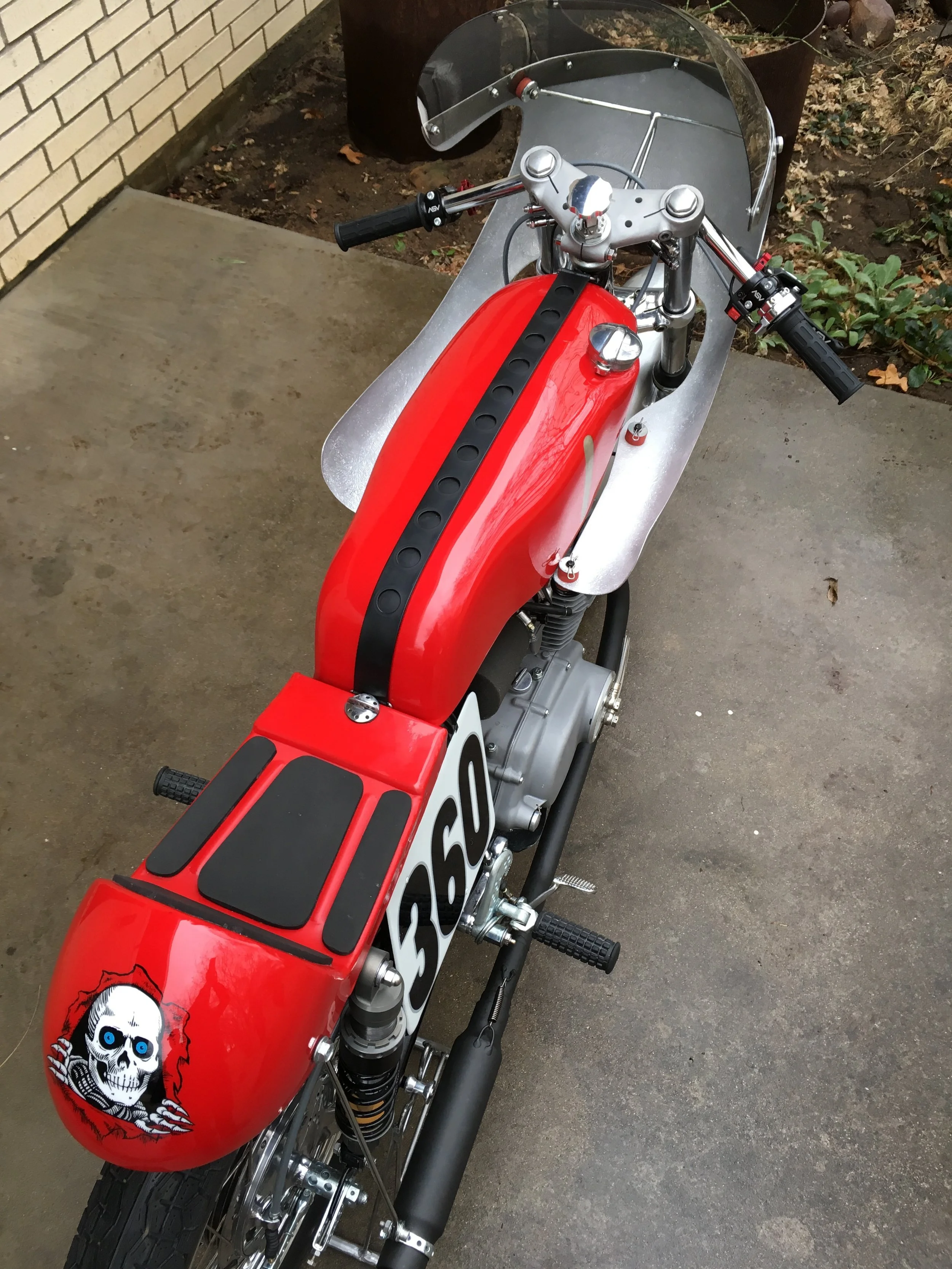  The Bones Ripper peering out the tail section. Painted by Wade O. Wilson. 