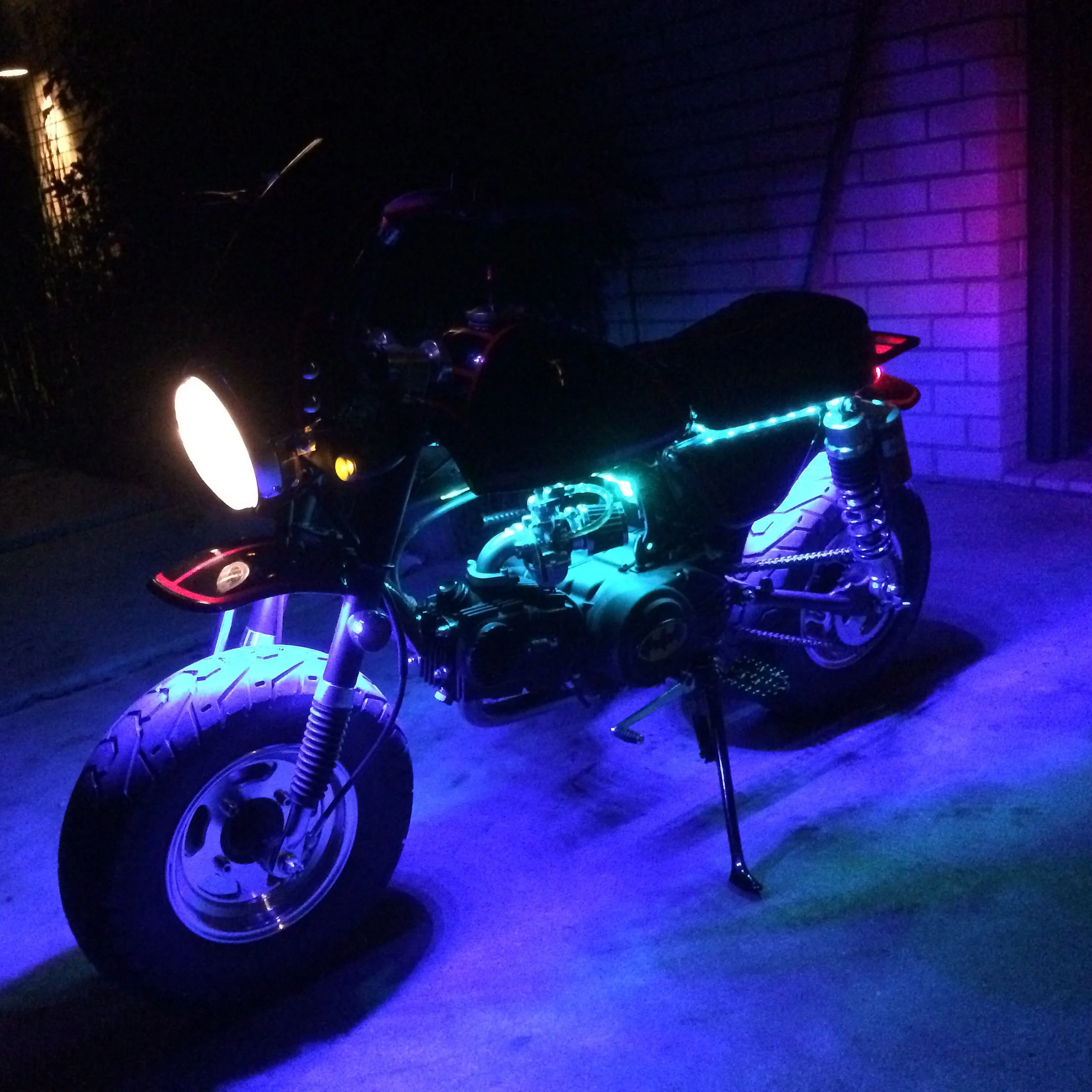  LED ground effects signals and running lights. 