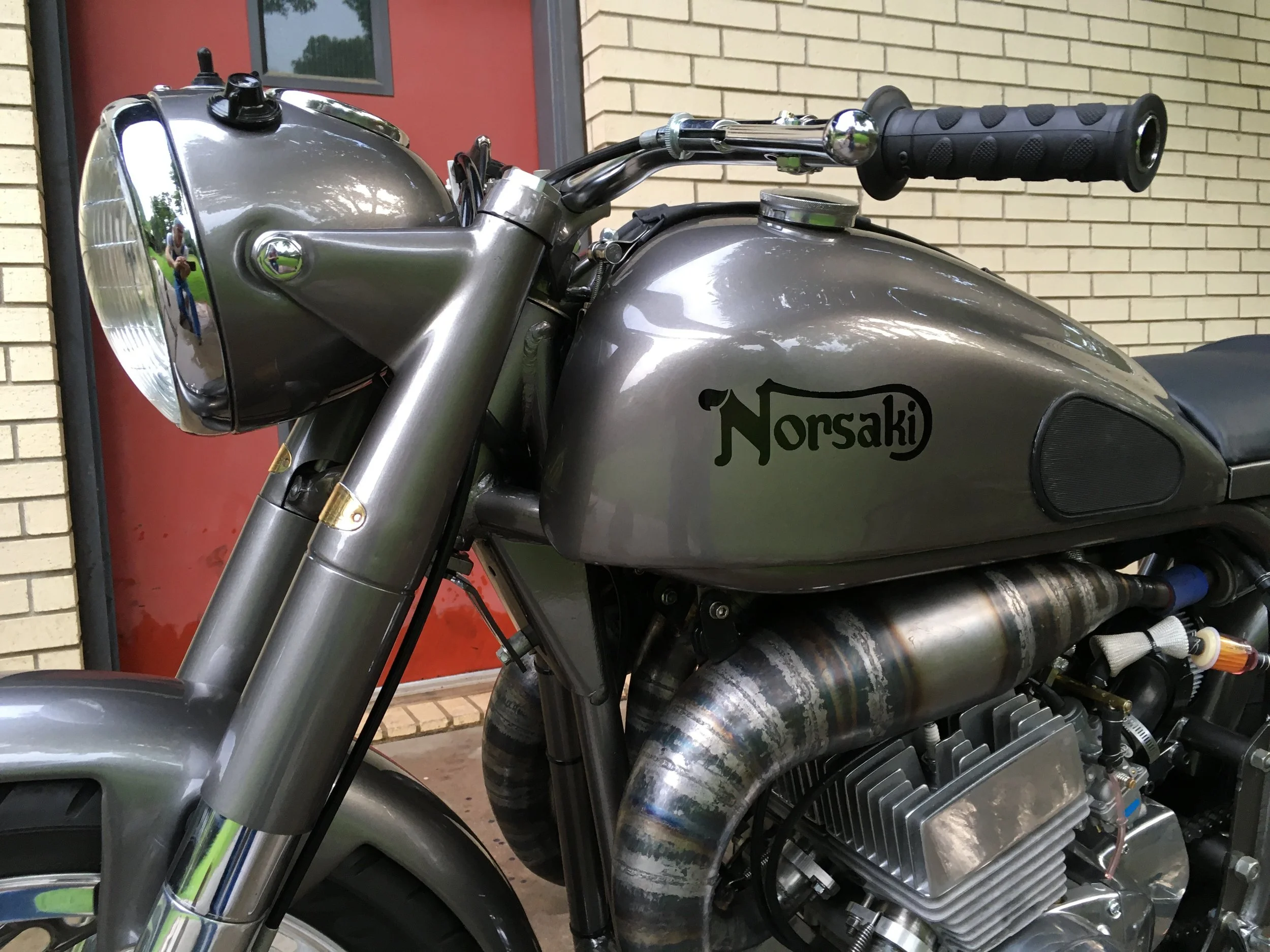 Norsaki 1955 Norton Dominator/Kawasaki Mach 2 — DAVMOMOTO