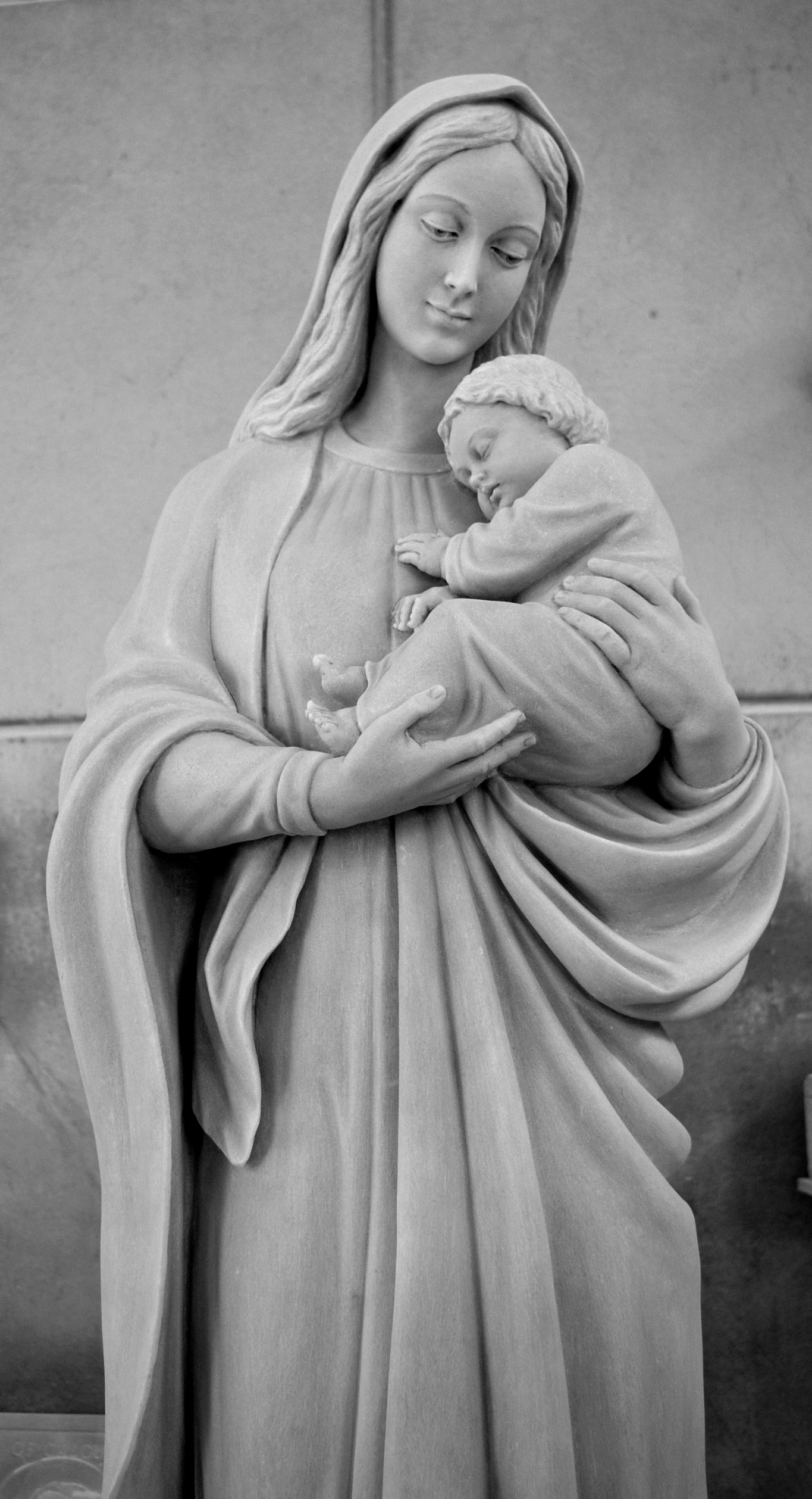 Blessed Mother statue.jpg