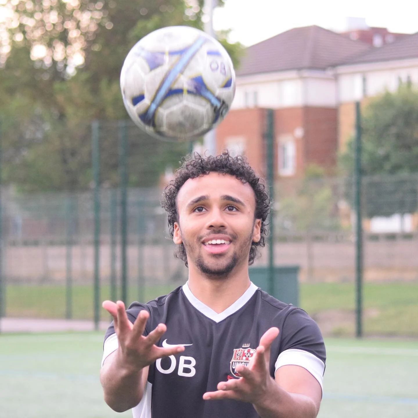 π₯β¬οΈπ₯β¬οΈπ₯β¬οΈ
.
.
Our thoughts and best wishes are all with academy development manager @olliebennett97 who suffered a terrible leg & angle break on Saturday 
.
.
Ollie will be out of action for sometime but will be back stronger and fitter π―β½οΈ
.