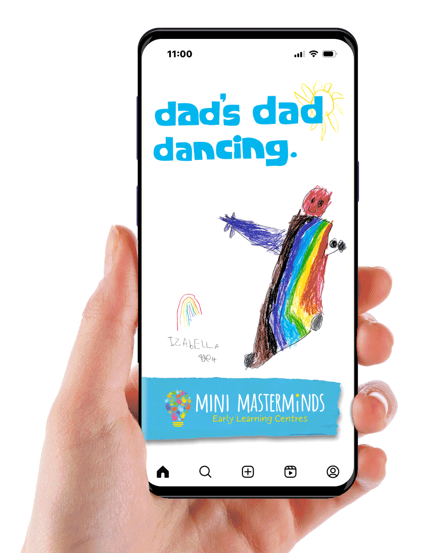 Holding-Galaxy-S10_Dad-Dancing.gif