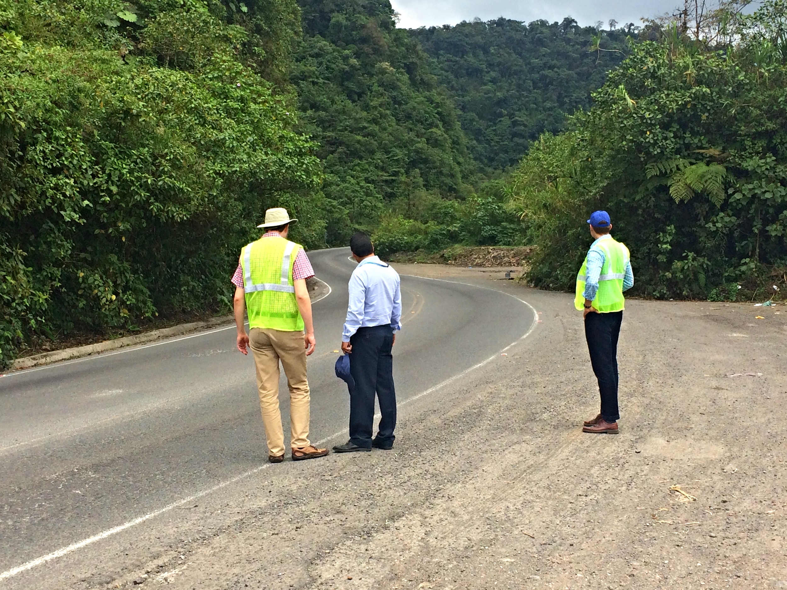 Fireseeds North Infrastructure travels to Costa Rica to present technical workshops