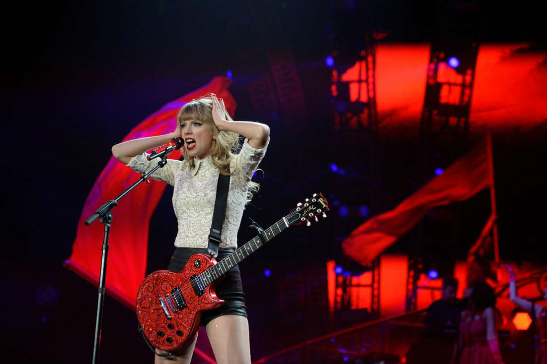 Like Taylor Swift, I Was Groped at Work. Men Must Wake Up to the Problem