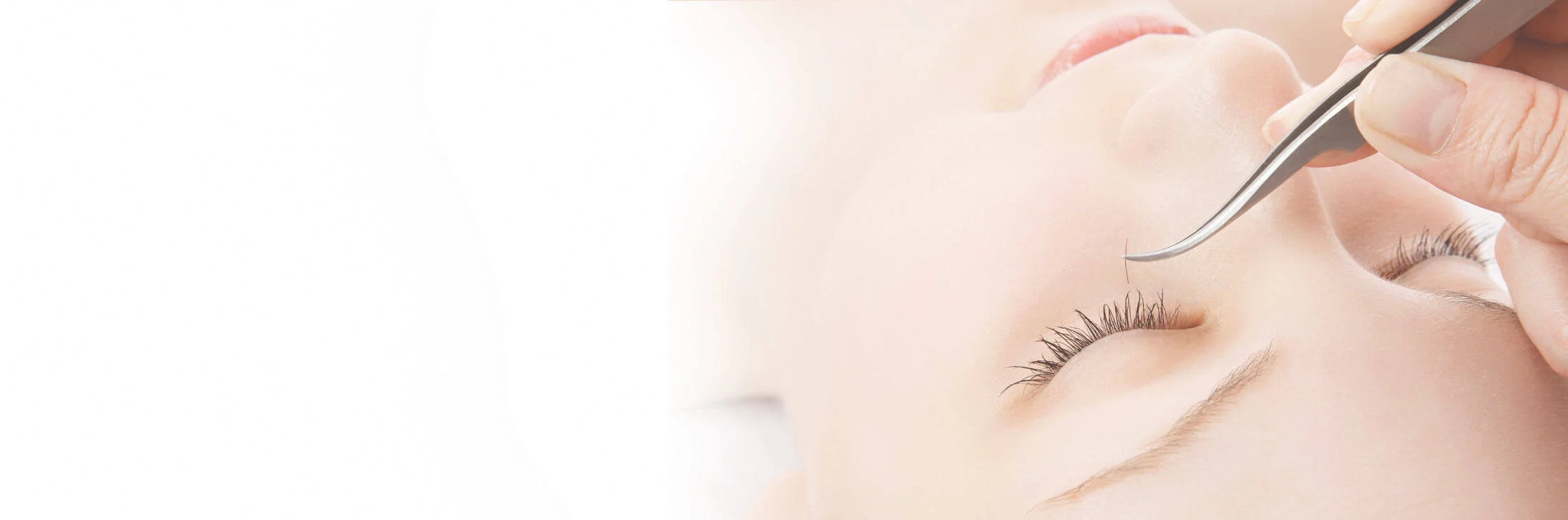 Banner-image-of-Fake-Eyelashes.jpg