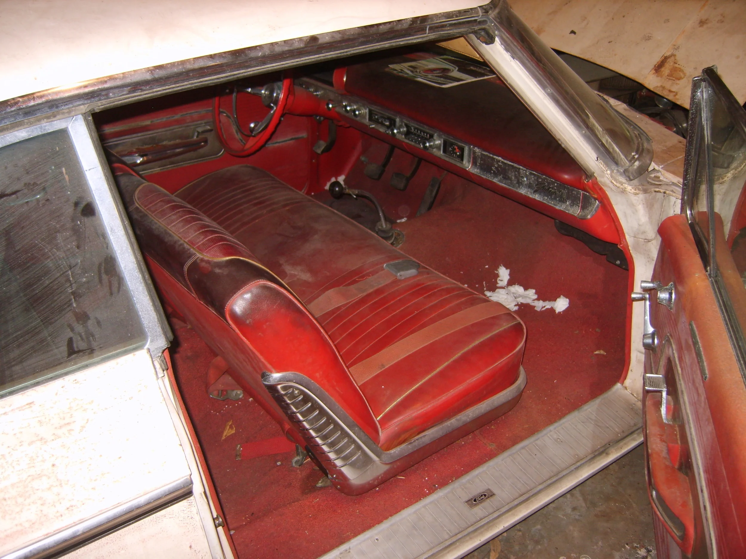 005_barn_find_3.jpg