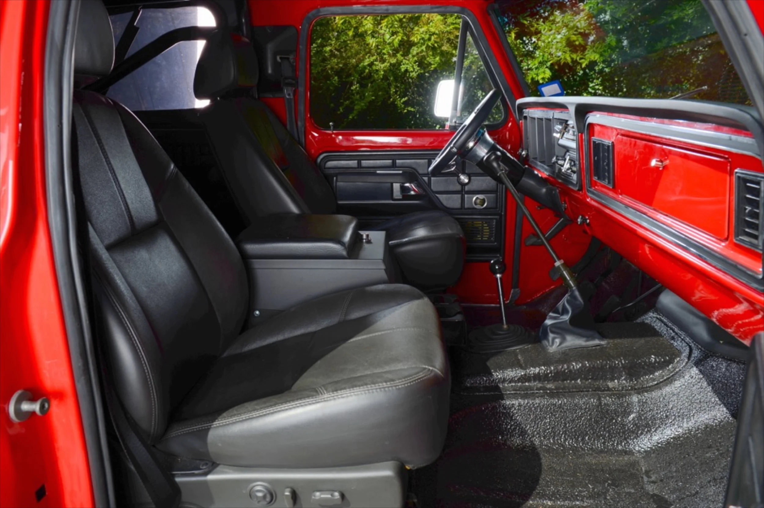 1978 Bronco restored by Classic Cars of Houston