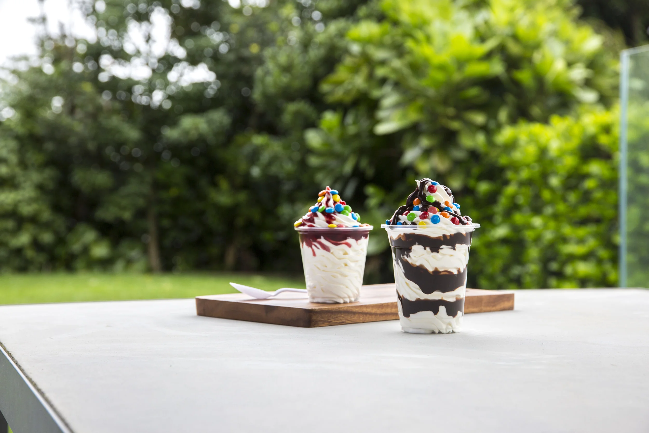 Sundae.Pair02.jpg