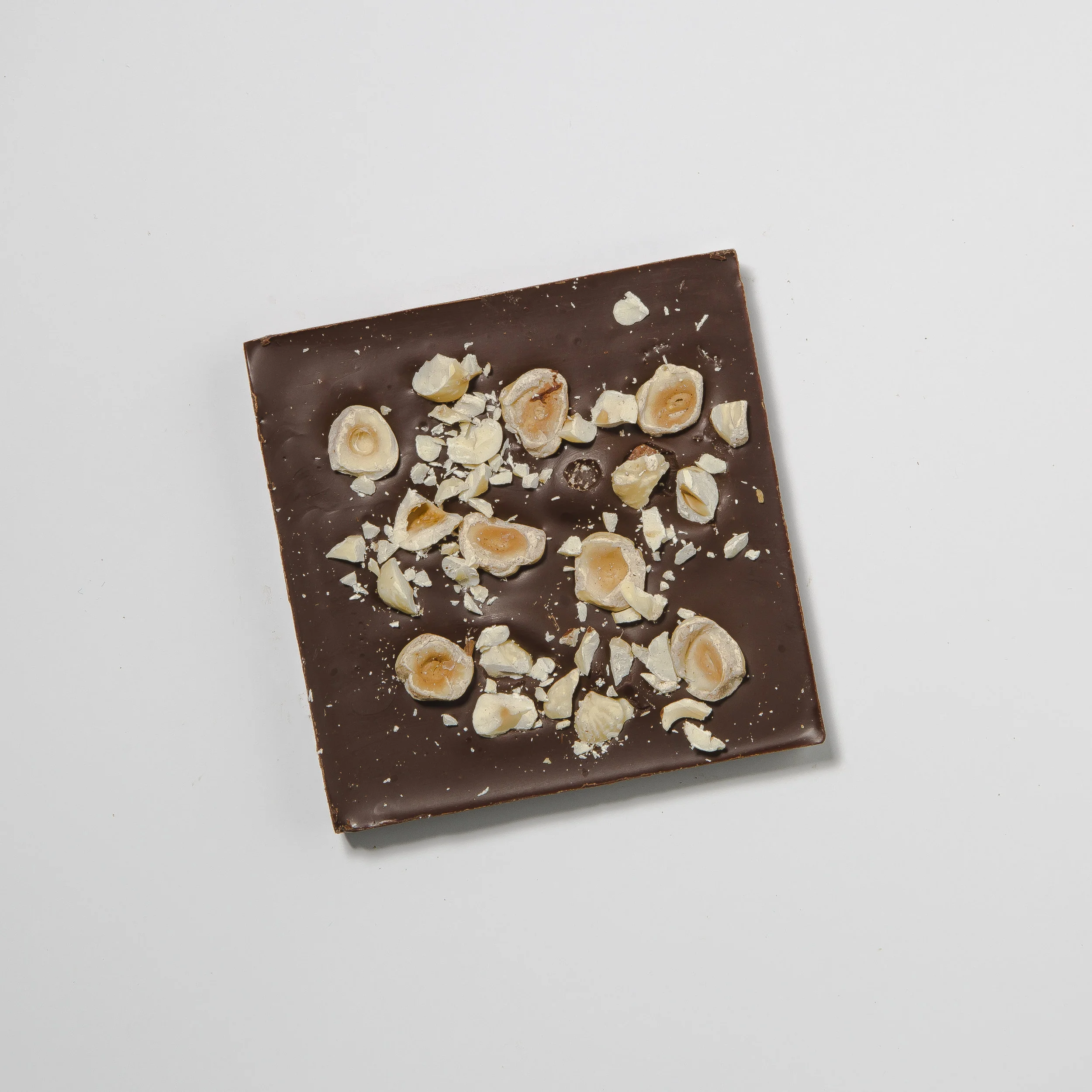 FlintChocolate_Hazel_Bottom2.jpg