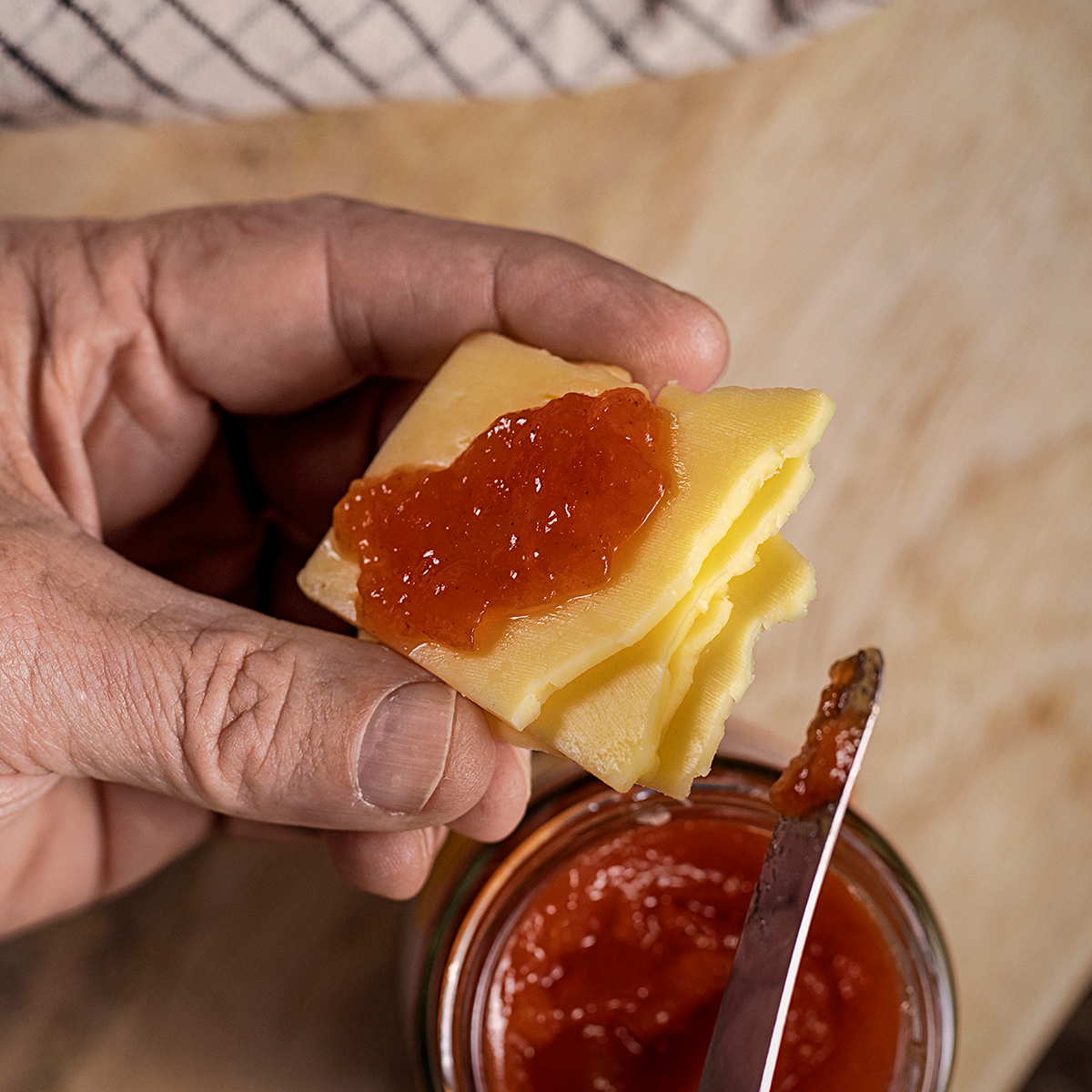FNZ1160_Social_Pickle_Slices.png