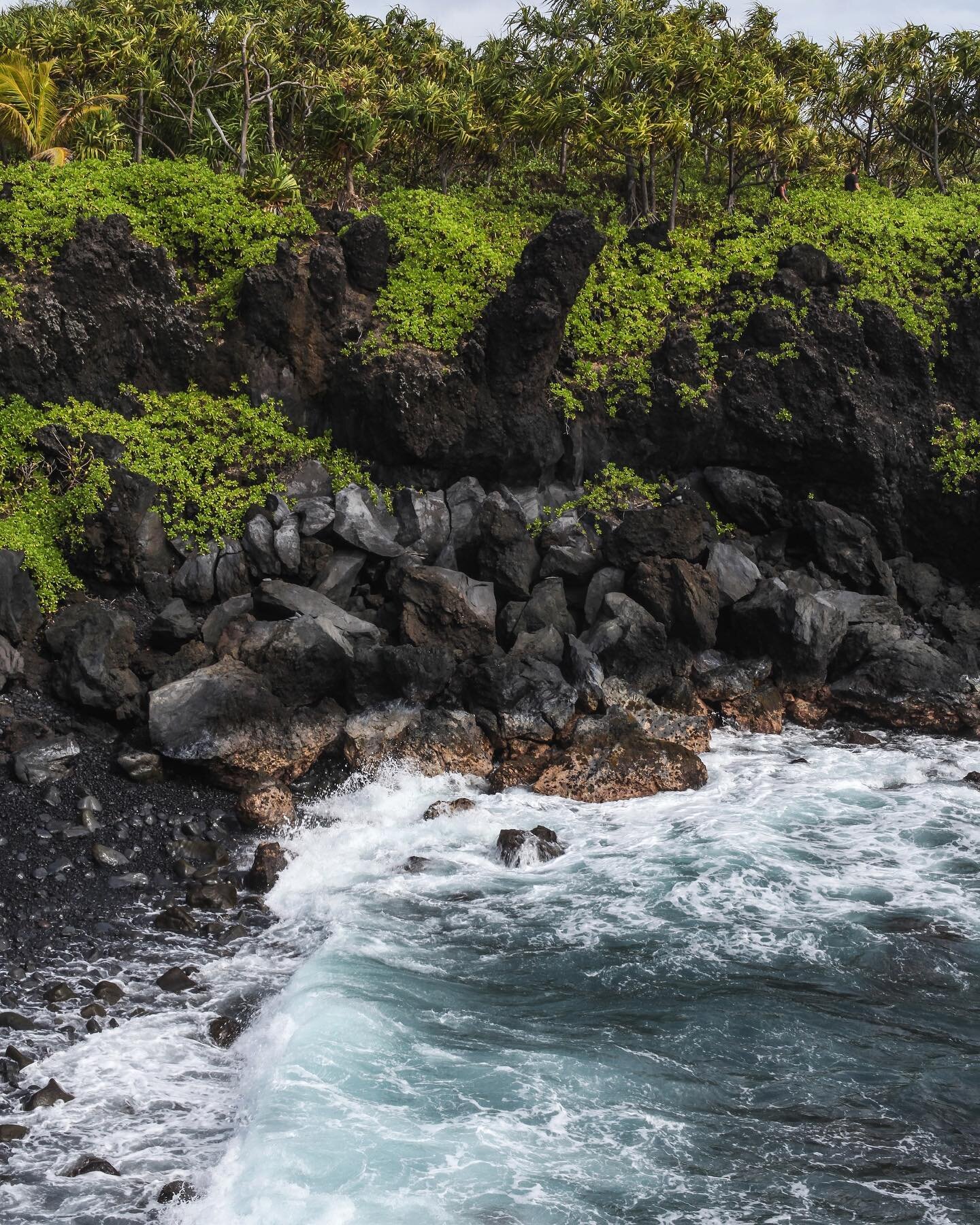 Waiʻānapana State Park, Black Sand Beach, Maui, Hawaii, 2020 🇺🇸