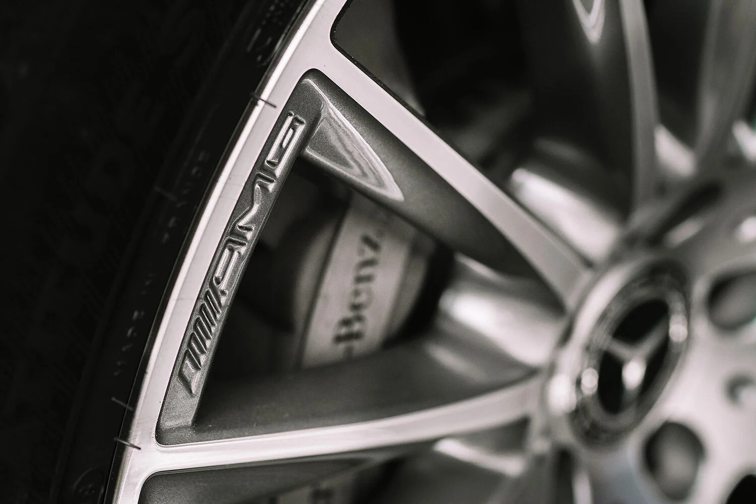Mercedes-Benz_AMG_0102.jpg