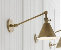 antique brass wall light.png
