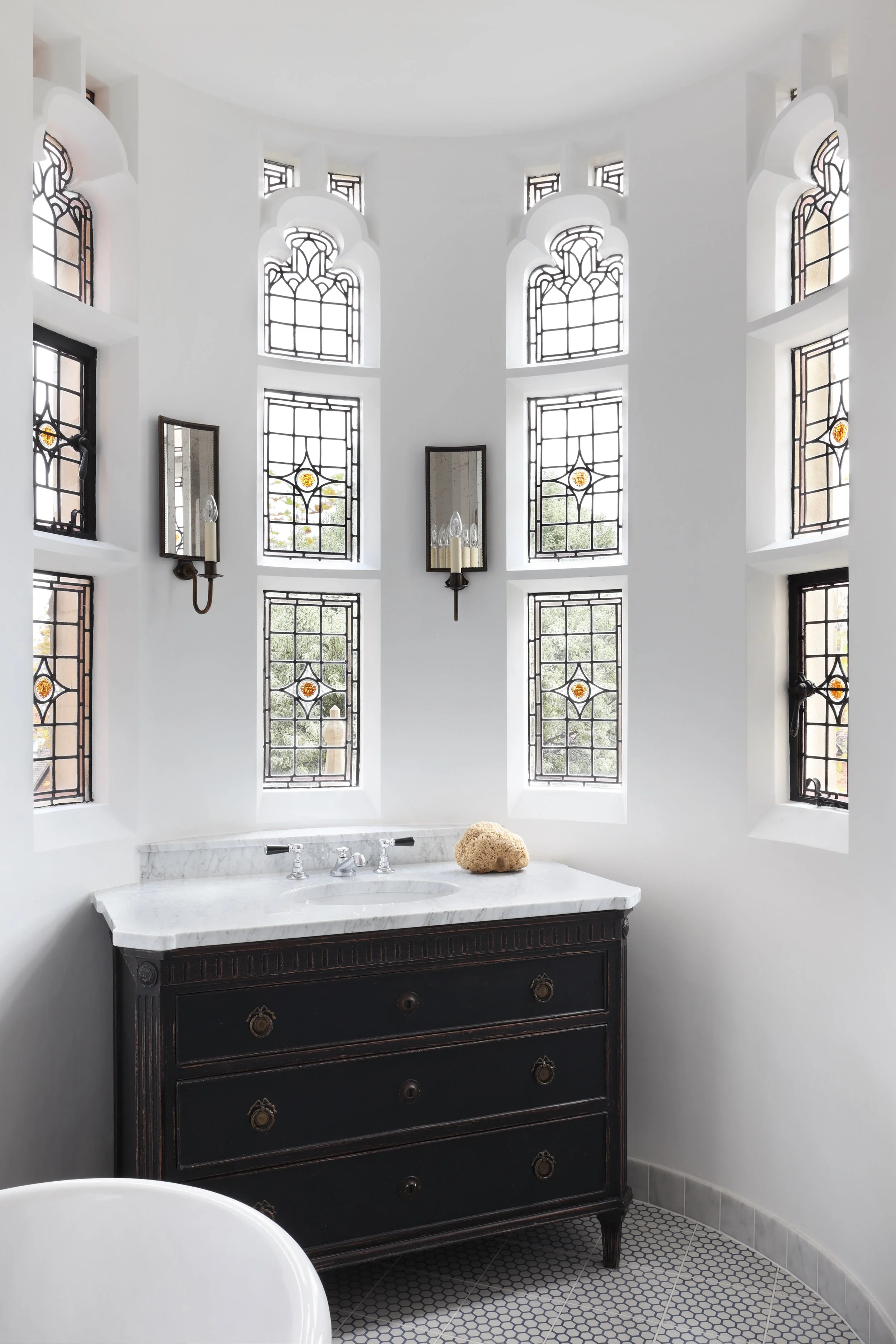 Family Bathroom 1 ham interiors.jpg