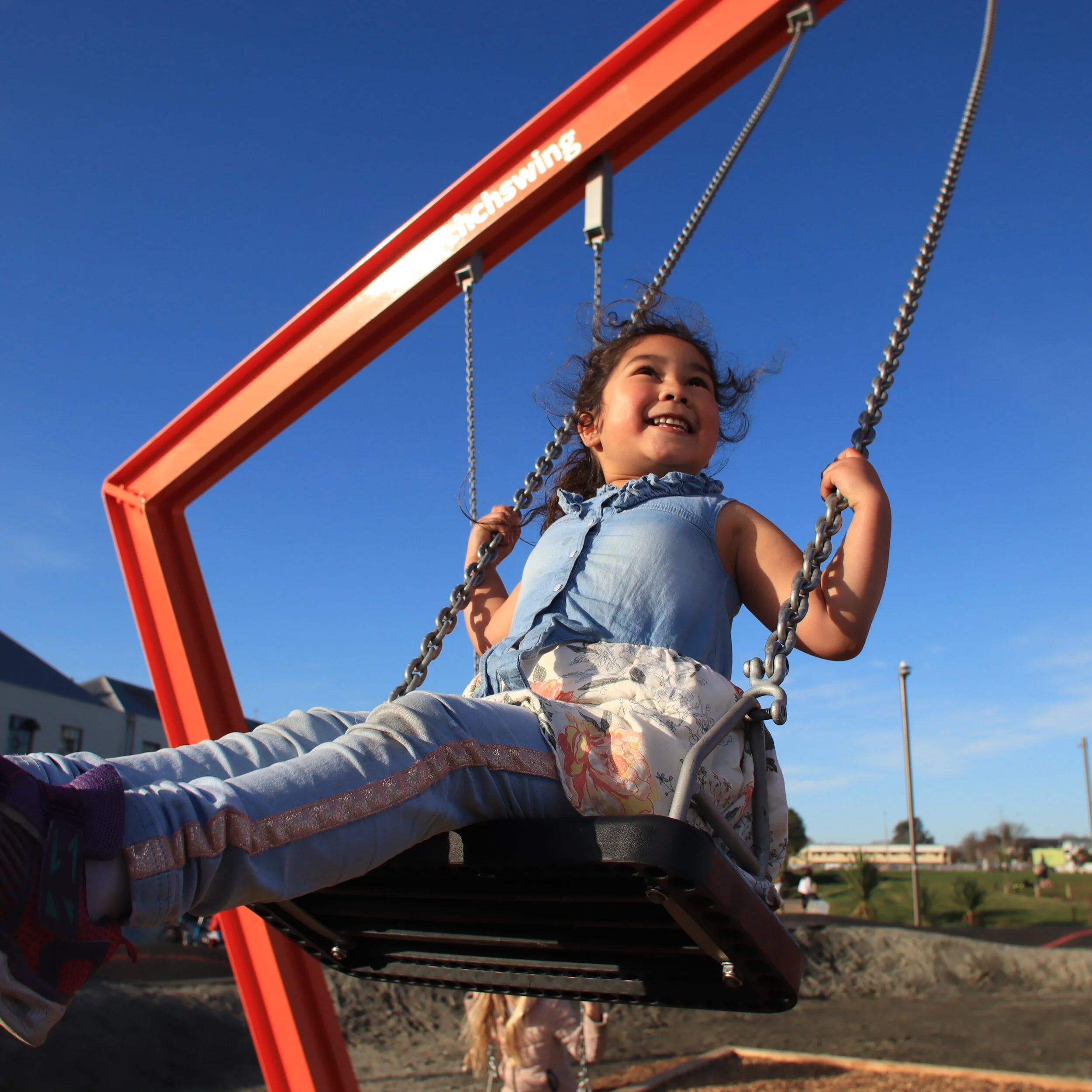 PippinWright-Stow_Cat 07 Commercial_CAN_23_867_#chchswing_Image7_Hero.JPG