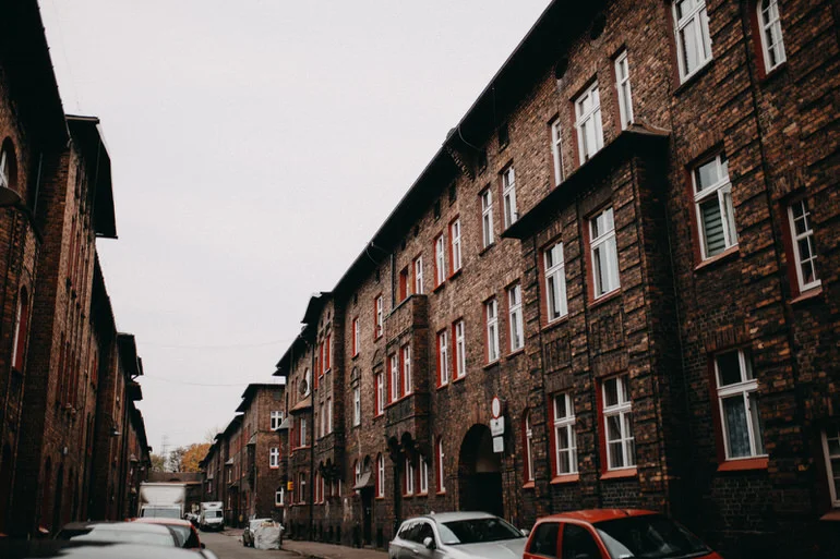 1_sesja_narzeczenska_katowice_nikiszowiec.jpg