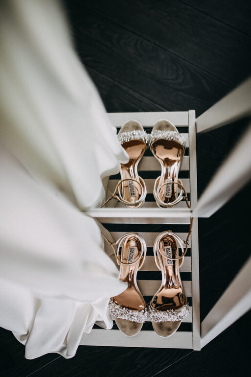 4-buty-slubne-panna-mloda-badgley-mischka.jpg