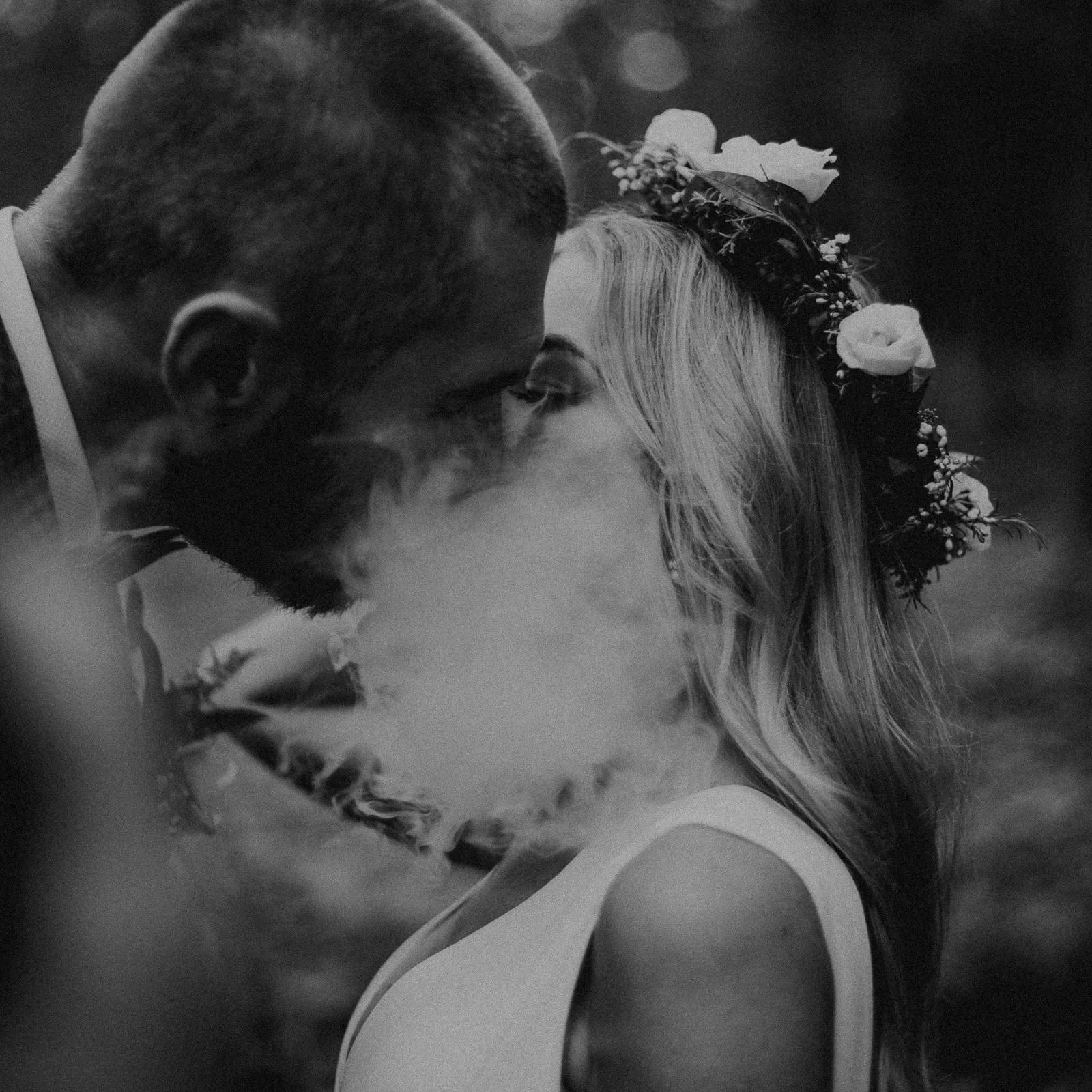 ogień para młoda + rustykalny ślub humanistyczny + Pod Borem Opole