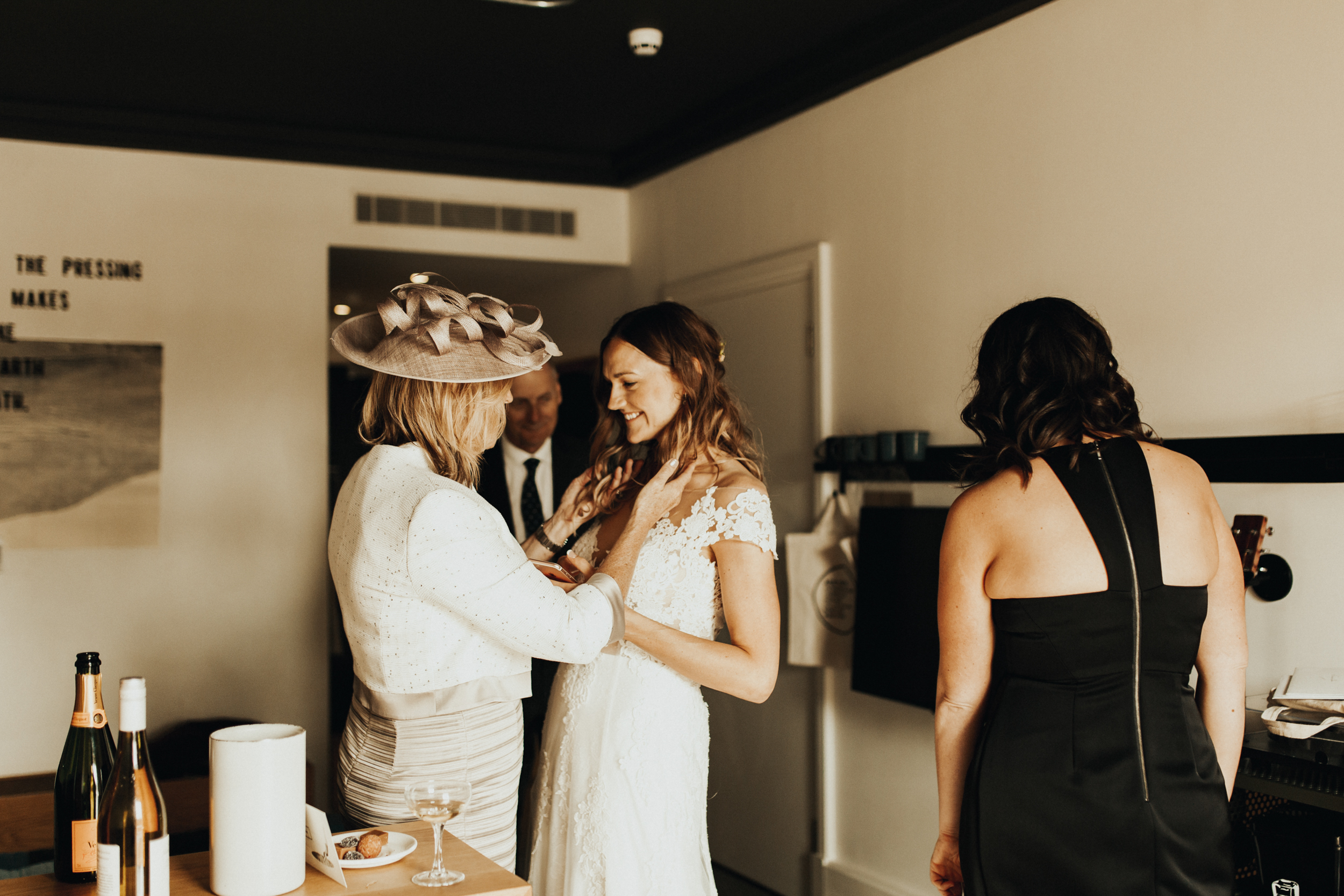 Laura-Benn-The-Asylum-London-The-Ace-Hotel-Wedding-Alternative-Darina-Stoda-Photography-99.jpg
