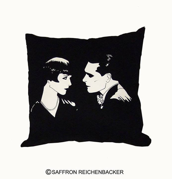 Saffron Reichenbacker