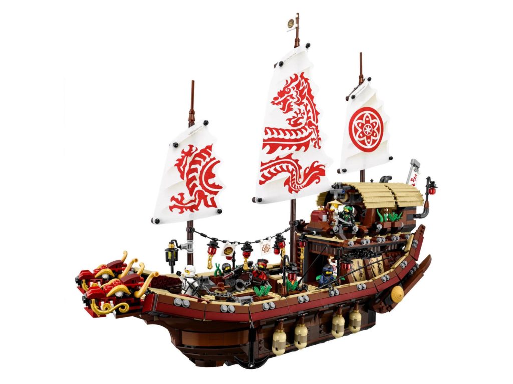 Great looking boat, I love the sails