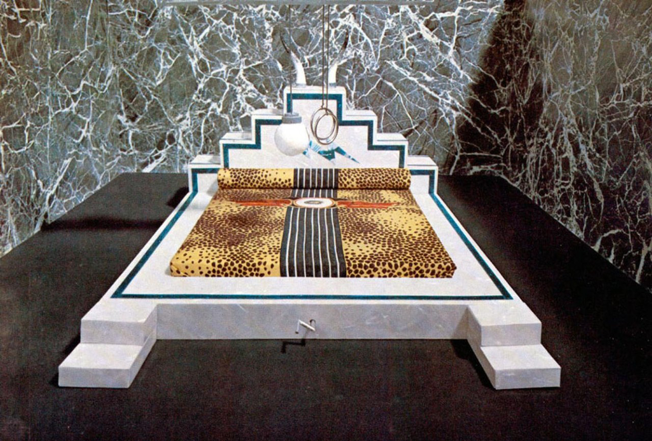 dream-bed-by-archizoom-for-poltronova-1967.jpg