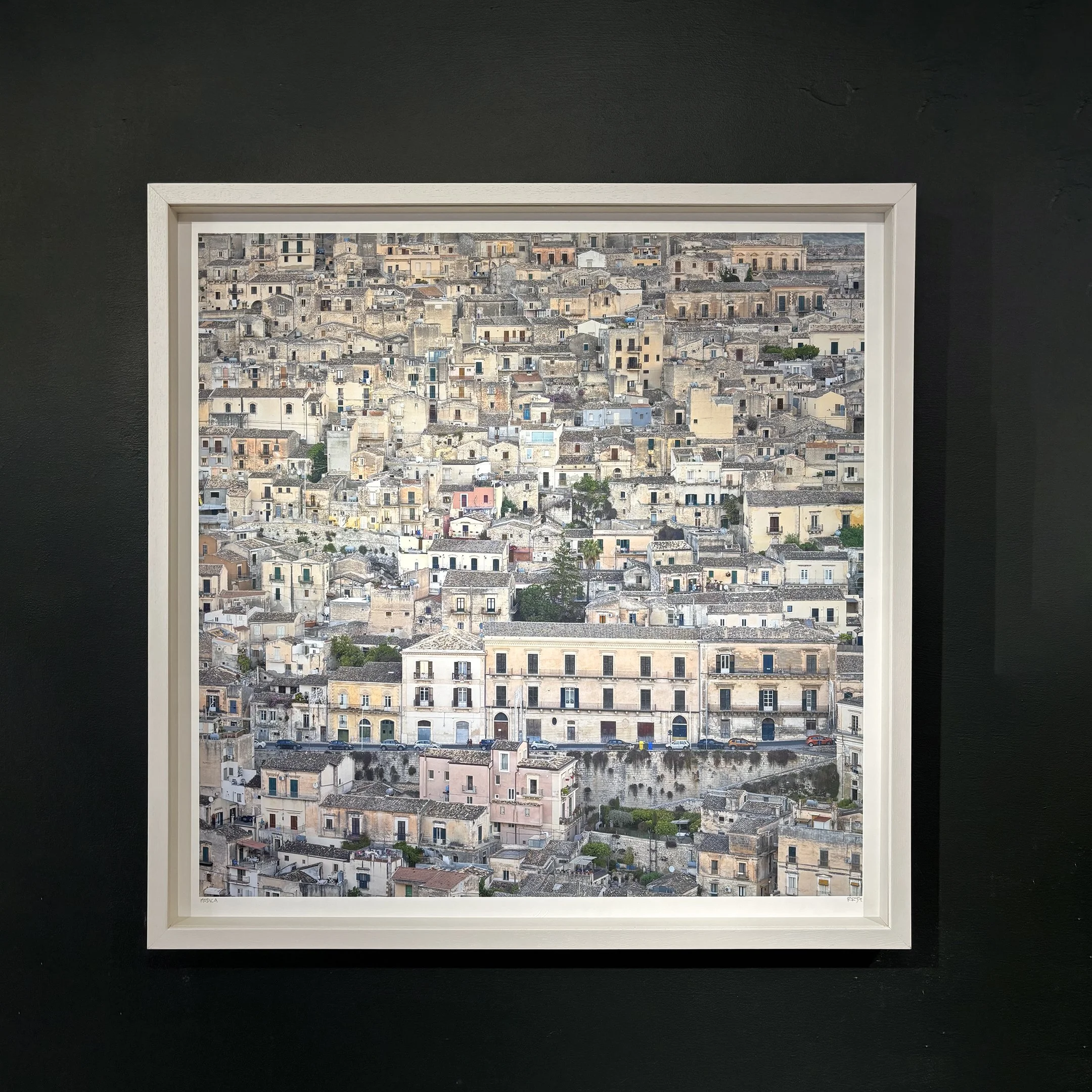 Box Frame with 2.5cm shown all round