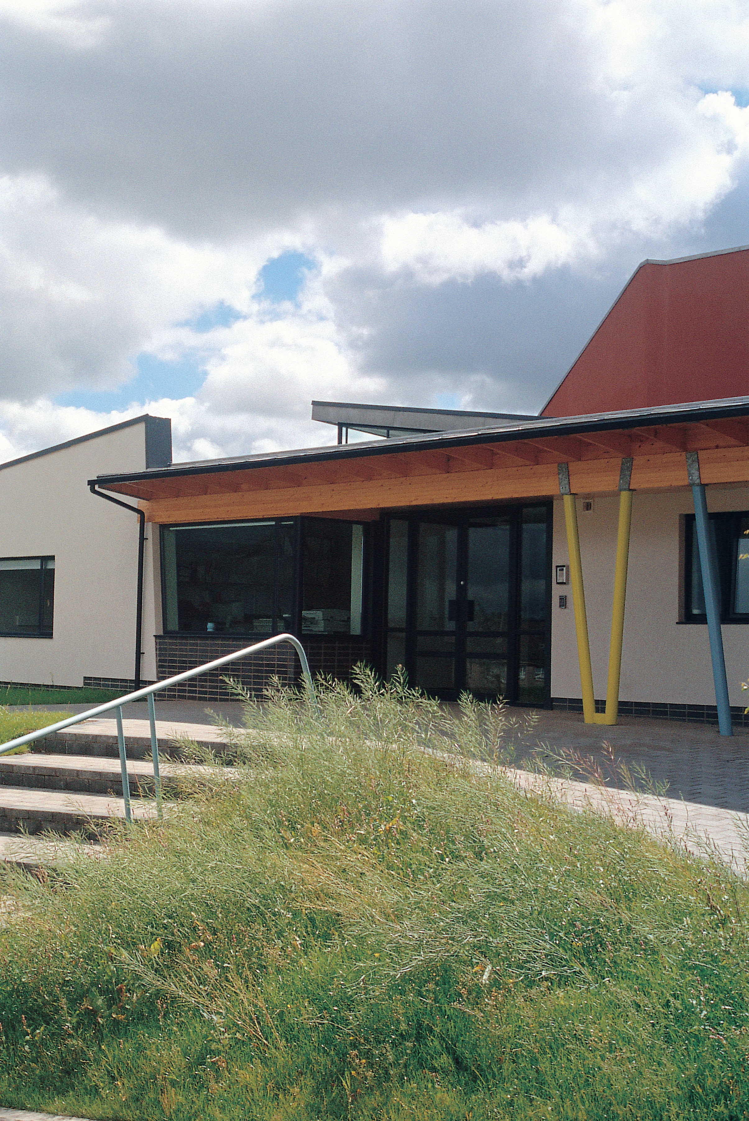 Bunscoil Phobail Feirste