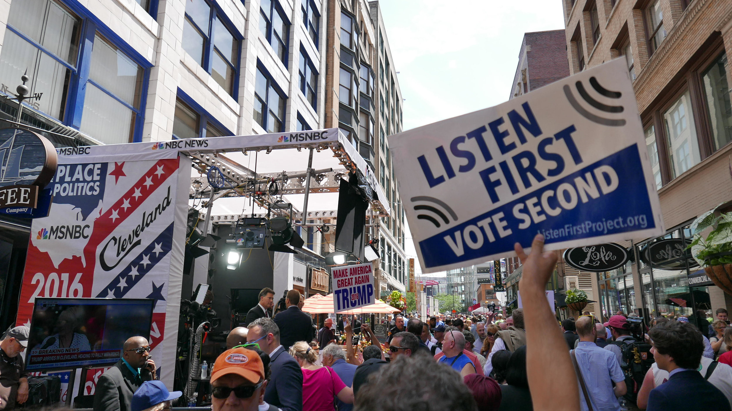 MSNBC Set.jpg