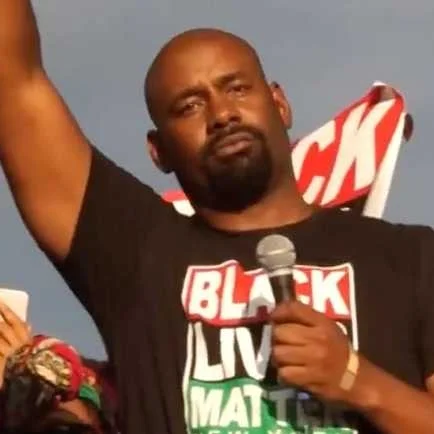 Hawk Newsome - President, Black Lives Matter of Greater New York, spoke at pro-Trump rally that he was protesting