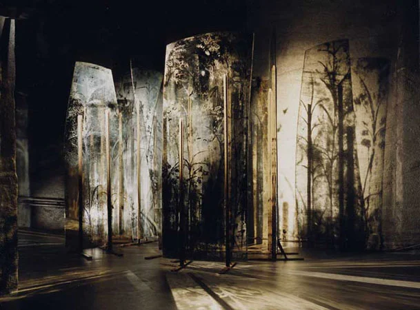 Uten tittel / Untitled 2000 Fra utstillingen "Et annet sted", Kinogalleriet, Rjukan / 2000 From the exhibition "Another Place", Kinogalleriet, Rjukan (photo: Per Berntsen)