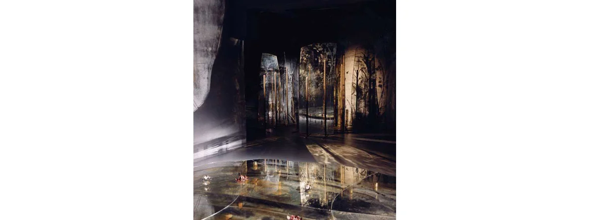 Uten tittel / Untitled, 2000 Fra utstillingen "Et annet sted", Kinogalleriet, Rjukan / From the exhibition "Another Place", Kinogalleriet, Rjukan (photo: Per Berntsen)