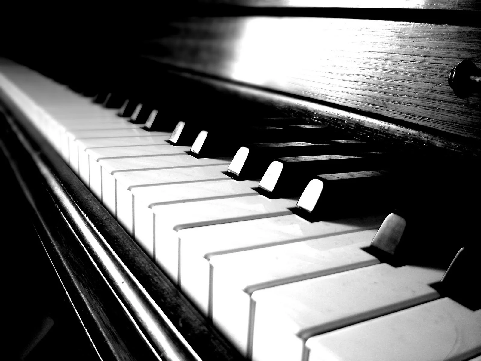 piano.jpg