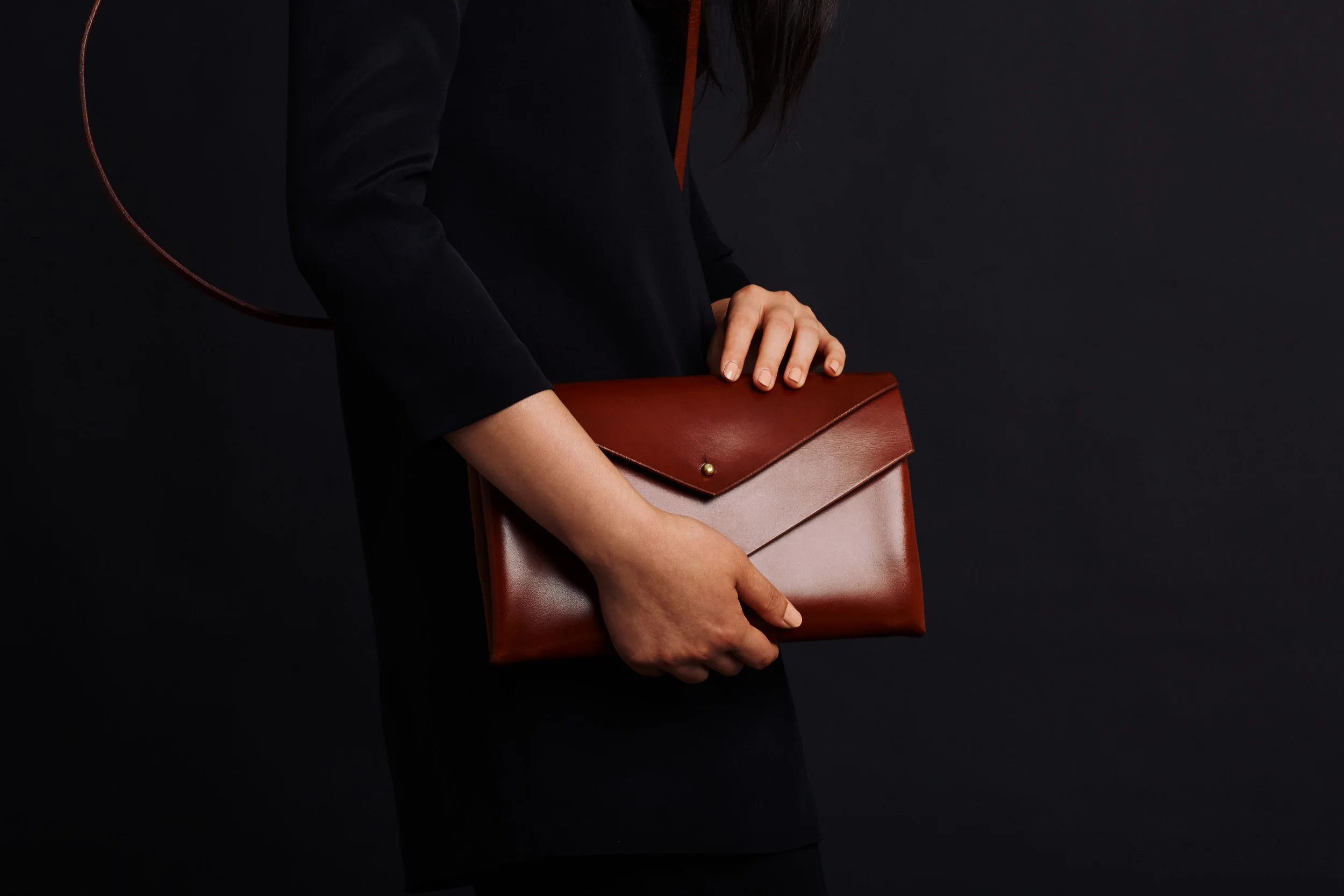 Crimson Crossbody