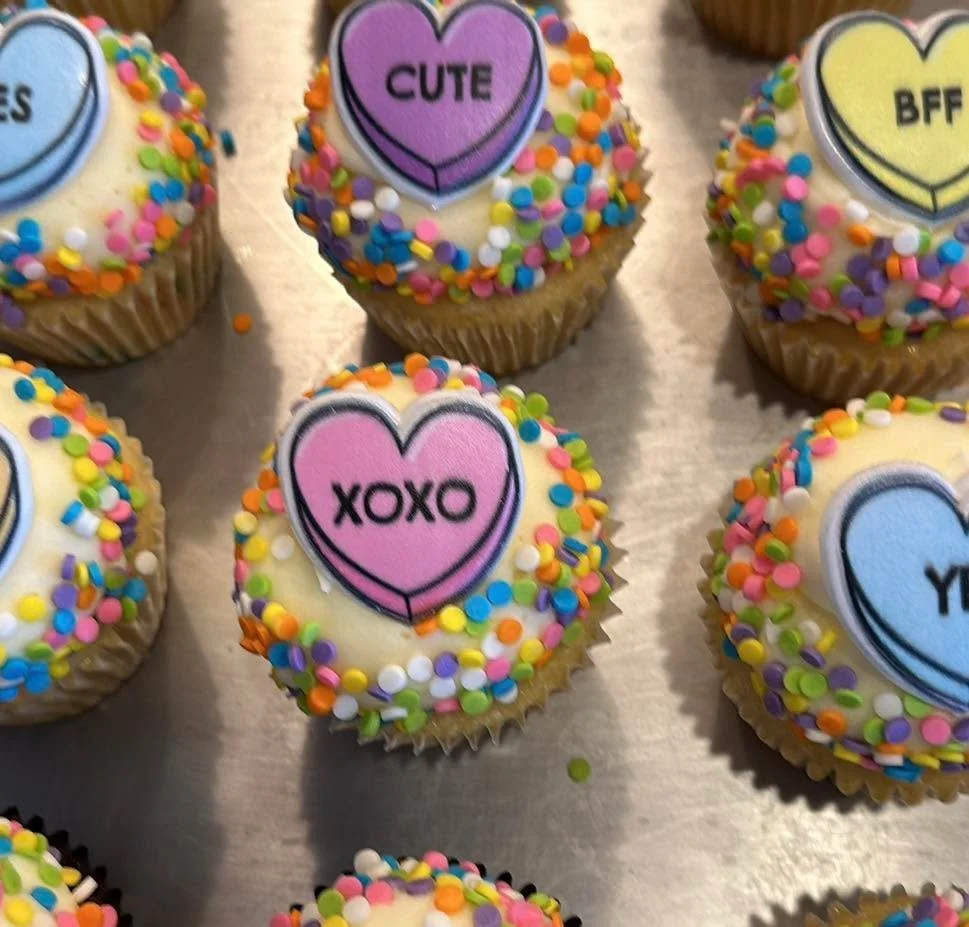 ❤️🧁You deserve the best!  You deserve cupcakes! ❤️🧁
Whether you are buying them for your Valentine or yourself, splurge with Pipe Dream Cupcakes! 
 Order your cupcakes for pick up or deliver all next week!  Available Wednesday-Saturday.  See link b