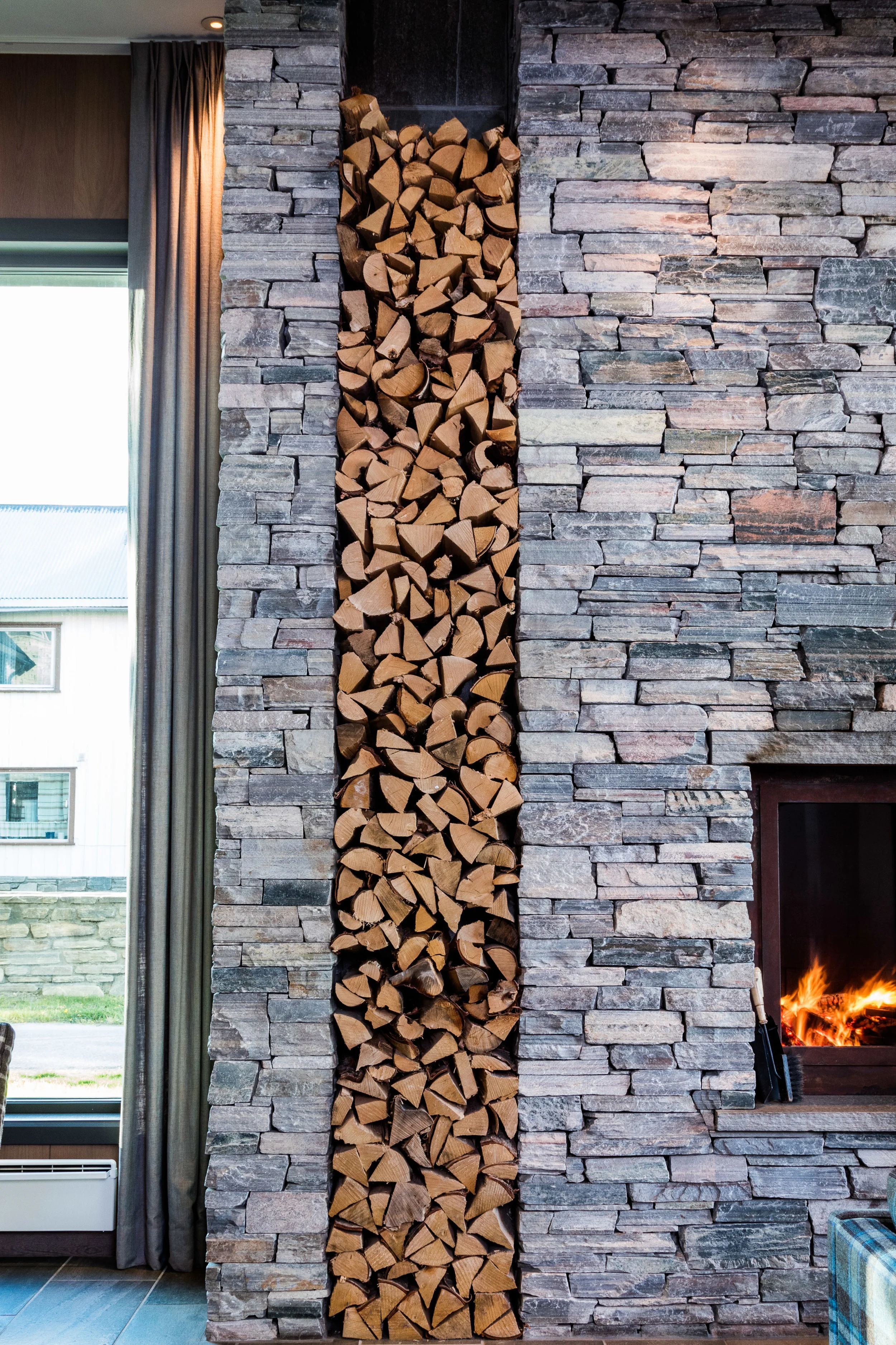 Skifer Hotel er et moderne hotell i Oppdal. Hotellet vårt har en imøtekommende og vennlig atmosfære bare 5 minutter fra skibakkene ved Oppdal Ski resort.