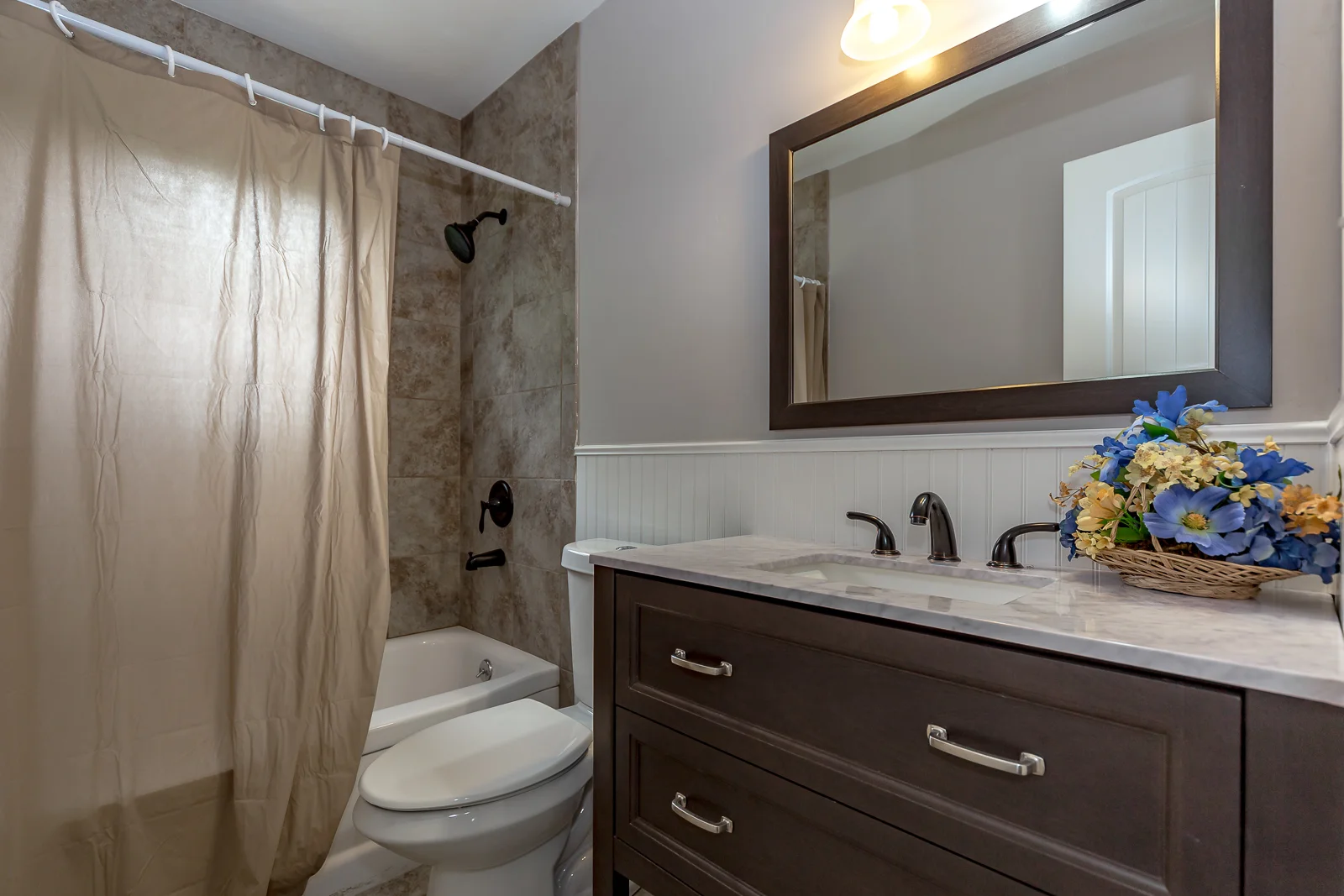 13629 Winchester Ave - Web-117.JPG