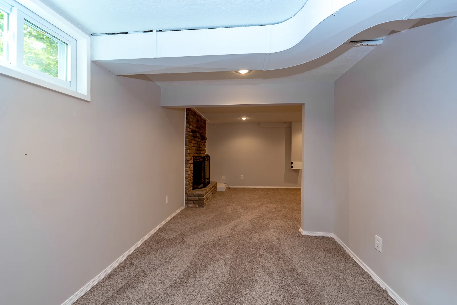 13629 Winchester Ave - Web-130.JPG